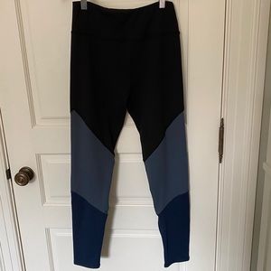 Super cute multi color leggings